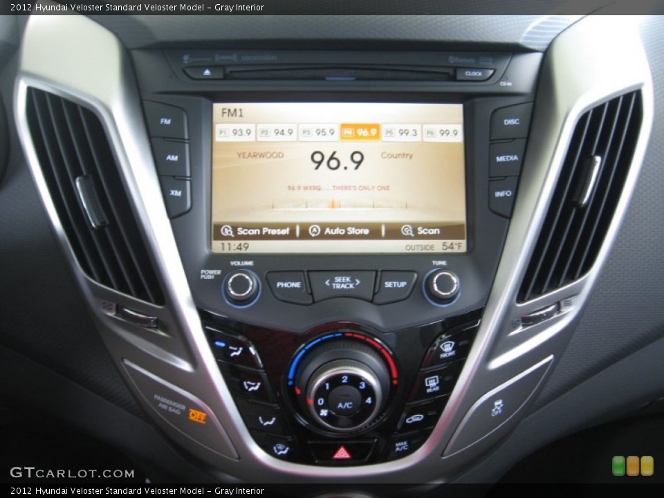 Gray Interior Controls for the 2012 Hyundai Veloster  #54829441