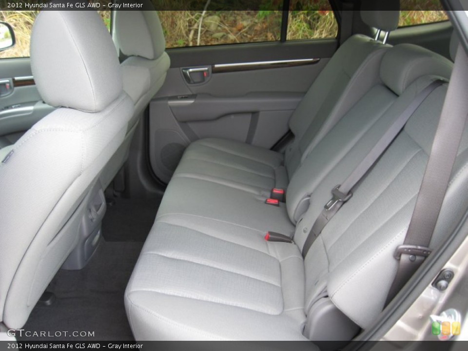 Gray Interior Photo for the 2012 Hyundai Santa Fe GLS AWD #54830119