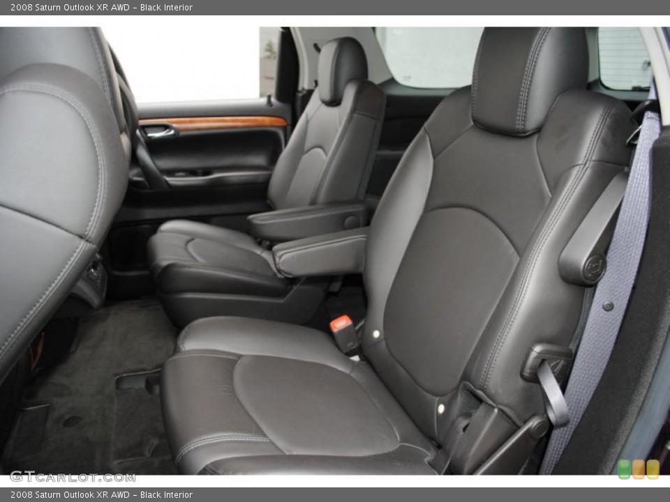 Black Interior Photo for the 2008 Saturn Outlook XR AWD #54832999