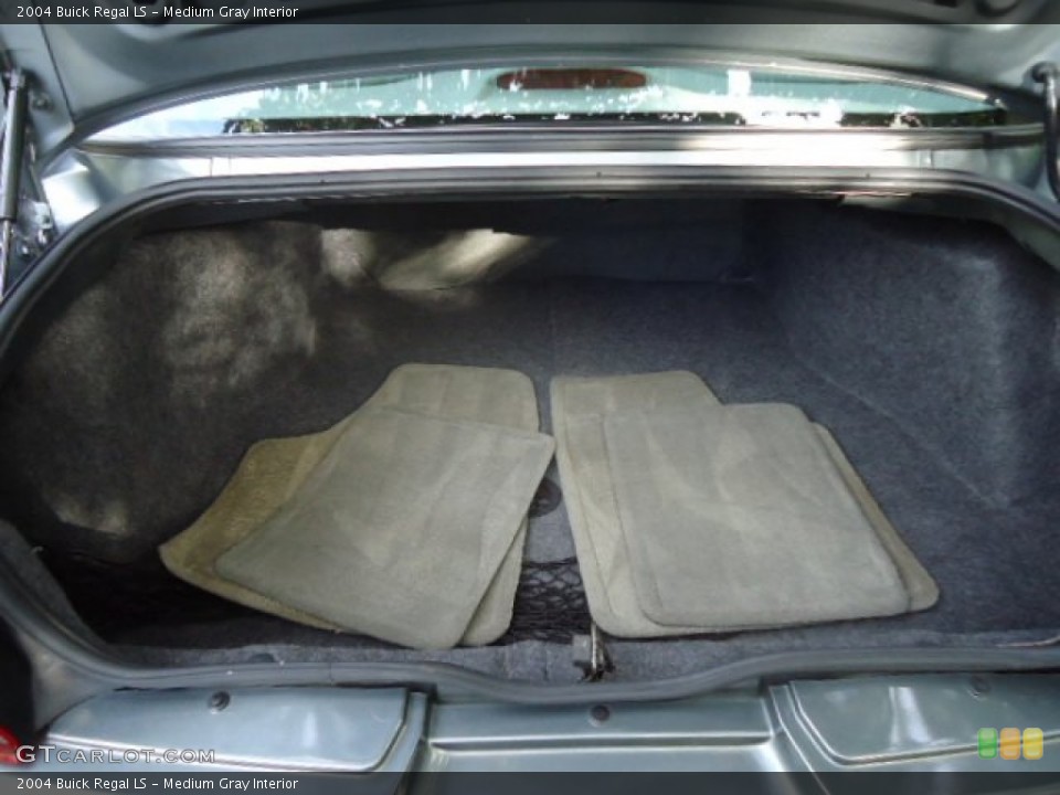 Medium Gray Interior Trunk for the 2004 Buick Regal LS #54833340
