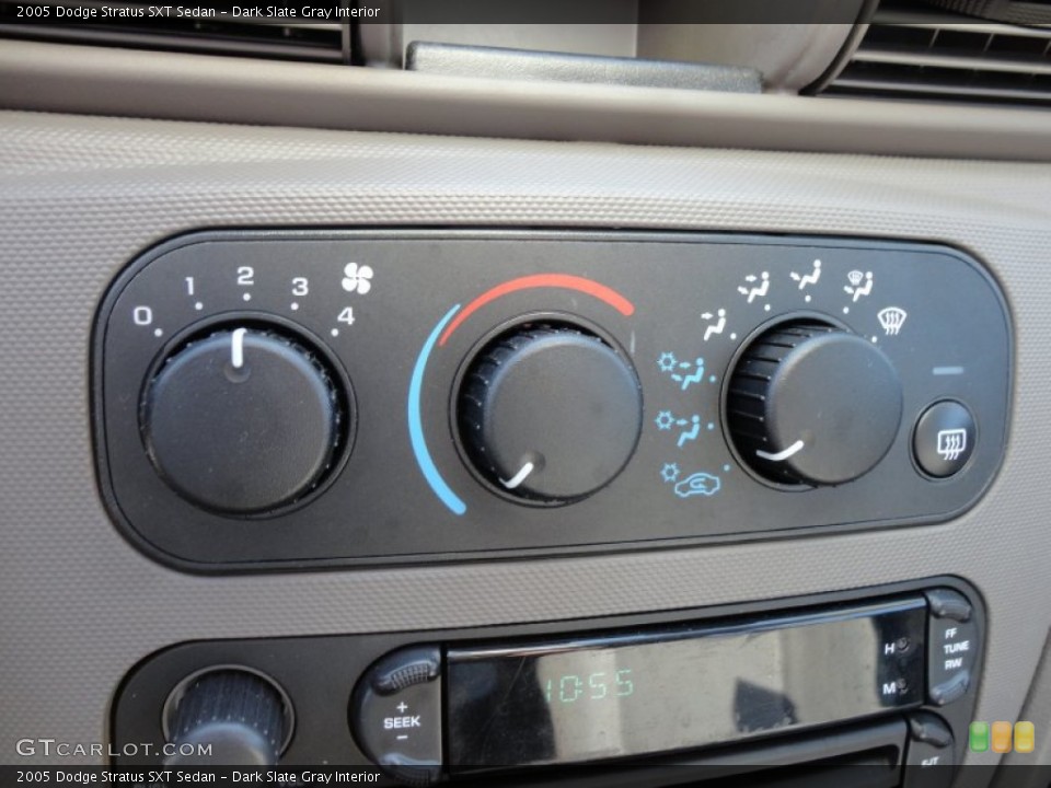 Dark Slate Gray Interior Controls for the 2005 Dodge Stratus SXT Sedan #54836452