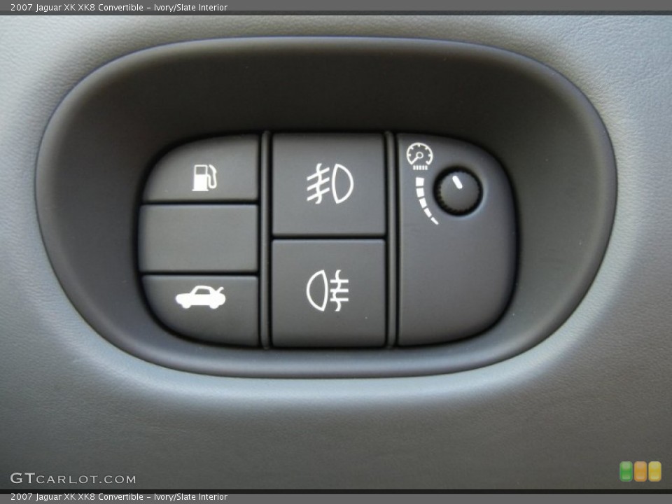 Ivory/Slate Interior Controls for the 2007 Jaguar XK XK8 Convertible #54836737