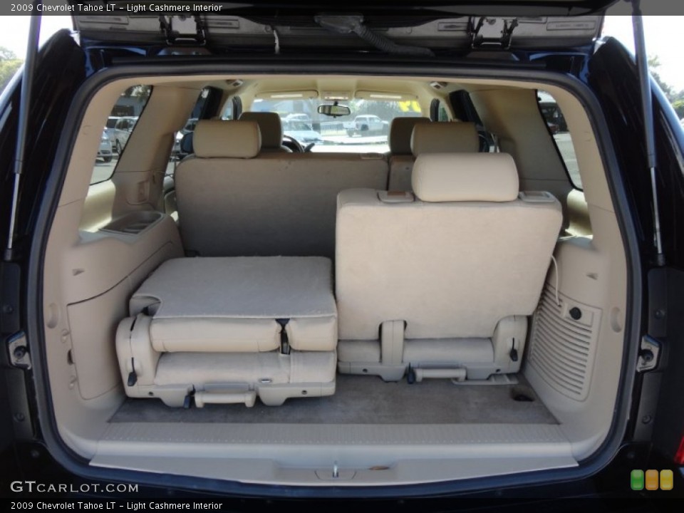 Light Cashmere Interior Trunk for the 2009 Chevrolet Tahoe LT #54837511