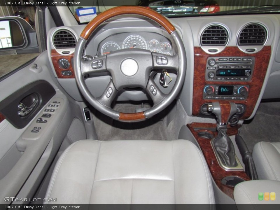 Light Gray Interior Dashboard for the 2007 GMC Envoy Denali #54857113