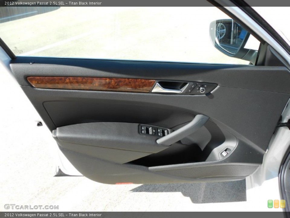 Titan Black Interior Door Panel for the 2012 Volkswagen Passat 2.5L SEL #54863213