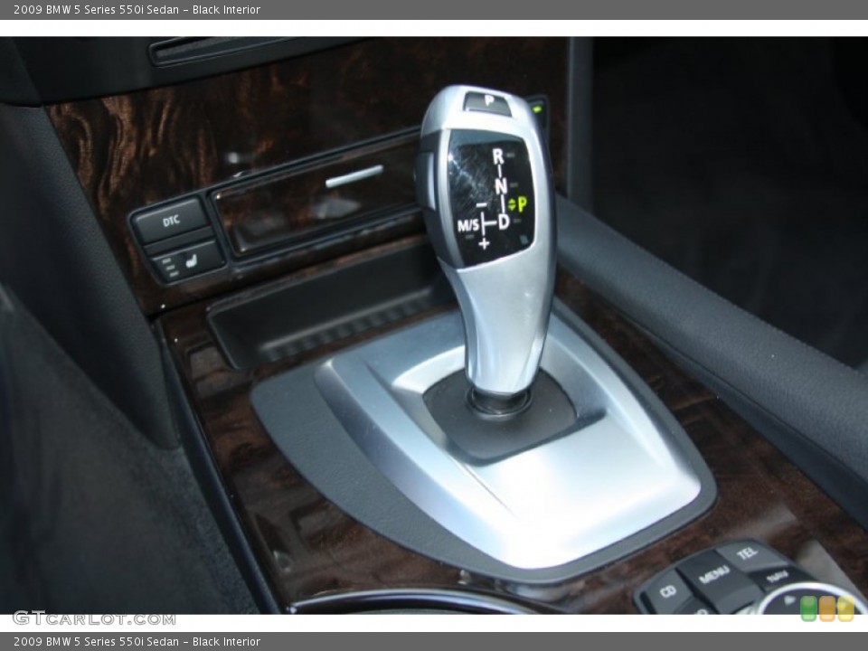 Black Interior Transmission for the 2009 BMW 5 Series 550i Sedan #54865570