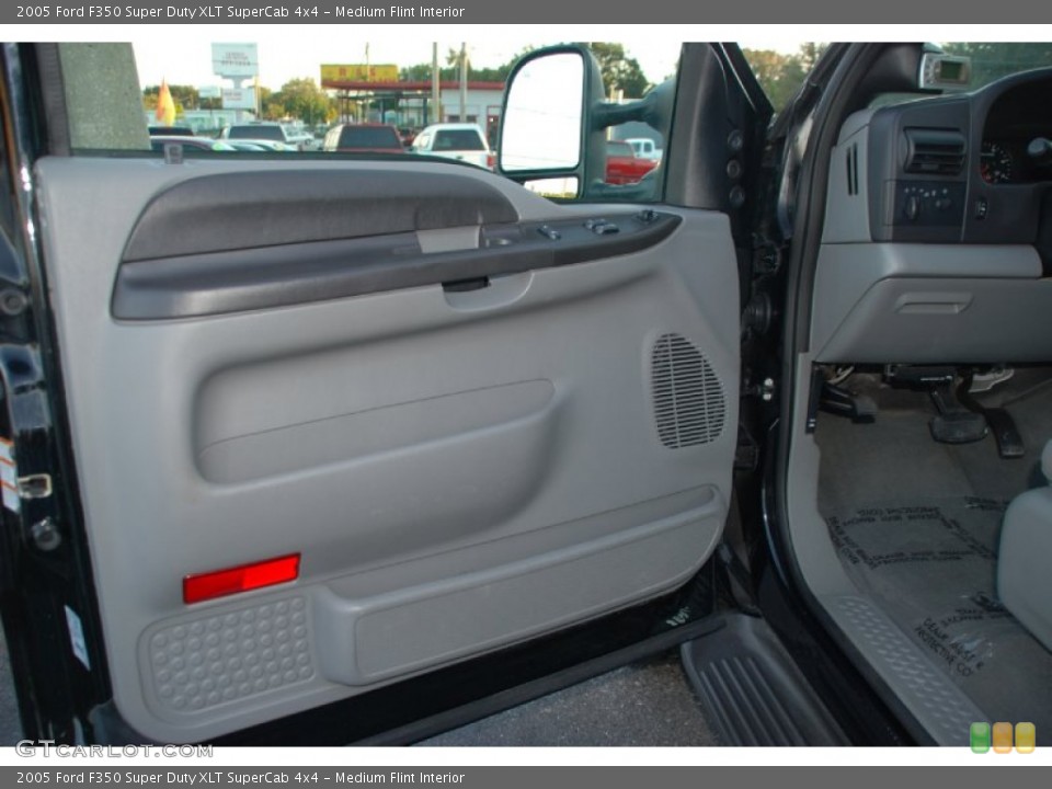 Medium Flint Interior Door Panel for the 2005 Ford F350 Super Duty XLT SuperCab 4x4 #54883435