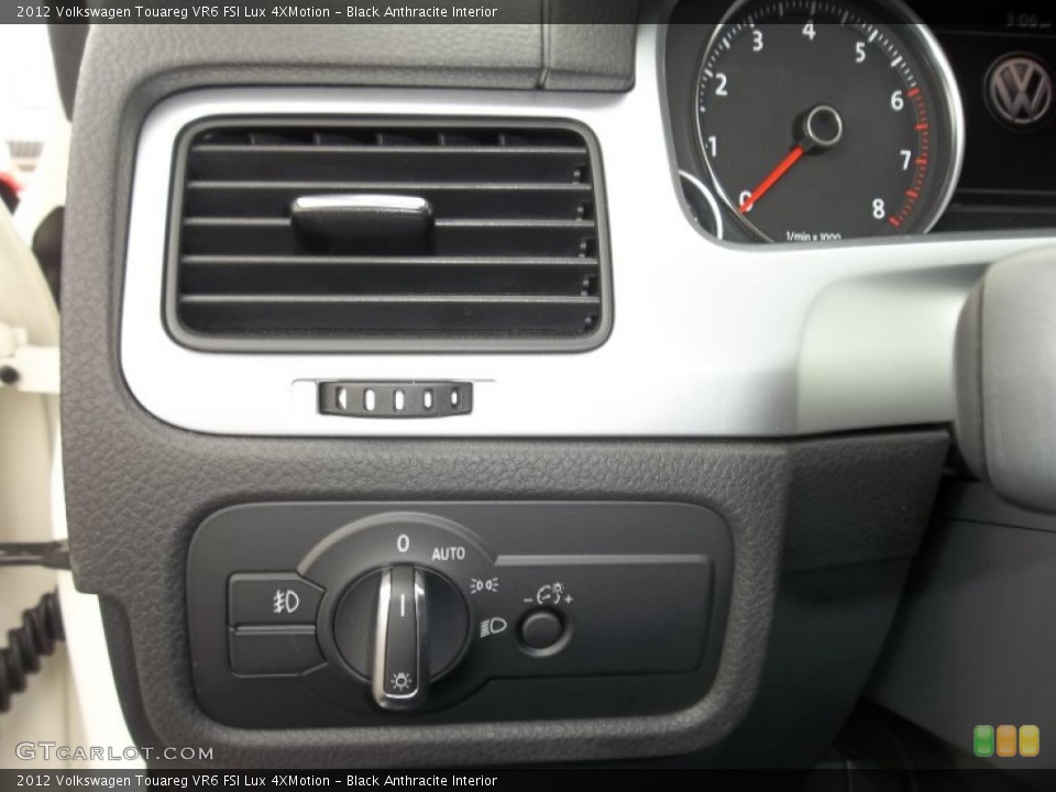 Black Anthracite Interior Controls for the 2012 Volkswagen Touareg VR6 FSI Lux 4XMotion #54890992