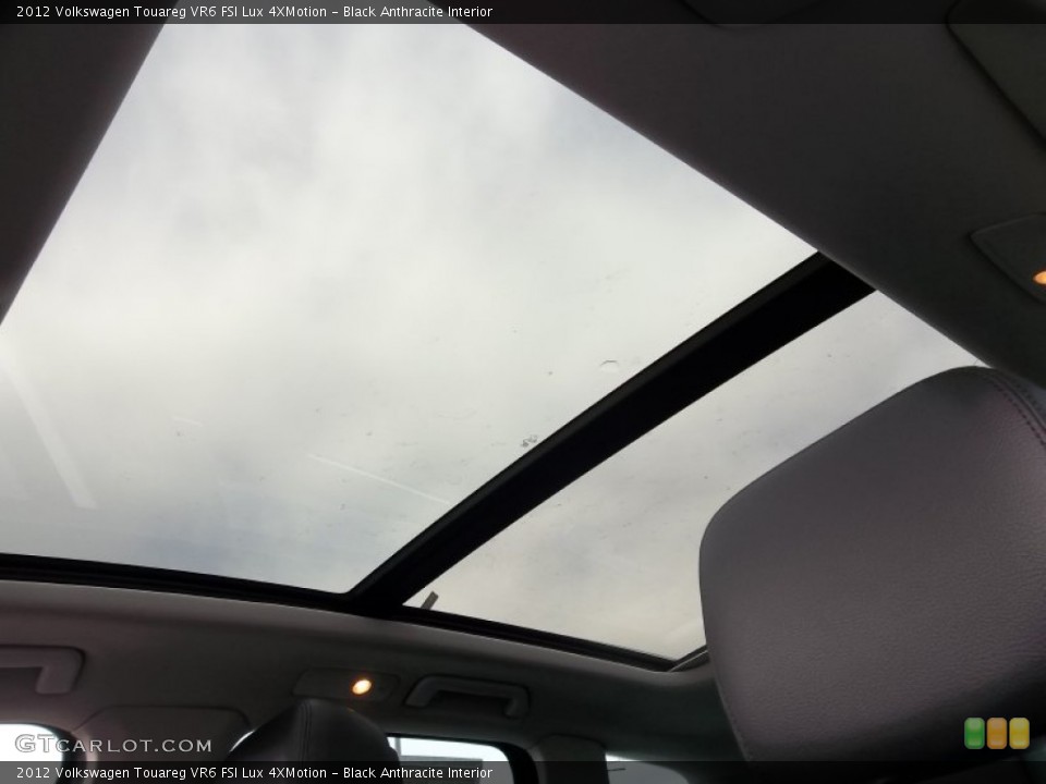 Black Anthracite Interior Sunroof for the 2012 Volkswagen Touareg VR6 FSI Lux 4XMotion #54891043