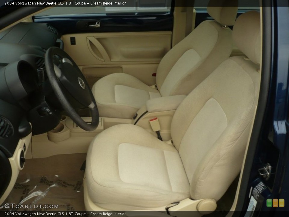 Cream Beige Interior Photo for the 2004 Volkswagen New Beetle GLS 1.8T Coupe #54892597