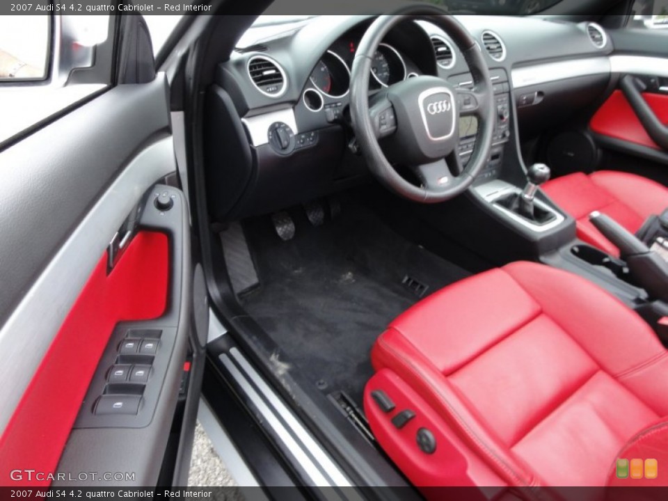 Red Interior Photo for the 2007 Audi S4 4.2 quattro Cabriolet #54897401