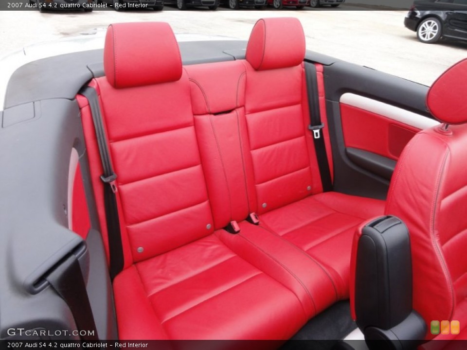 Red Interior Photo for the 2007 Audi S4 4.2 quattro Cabriolet #54897479