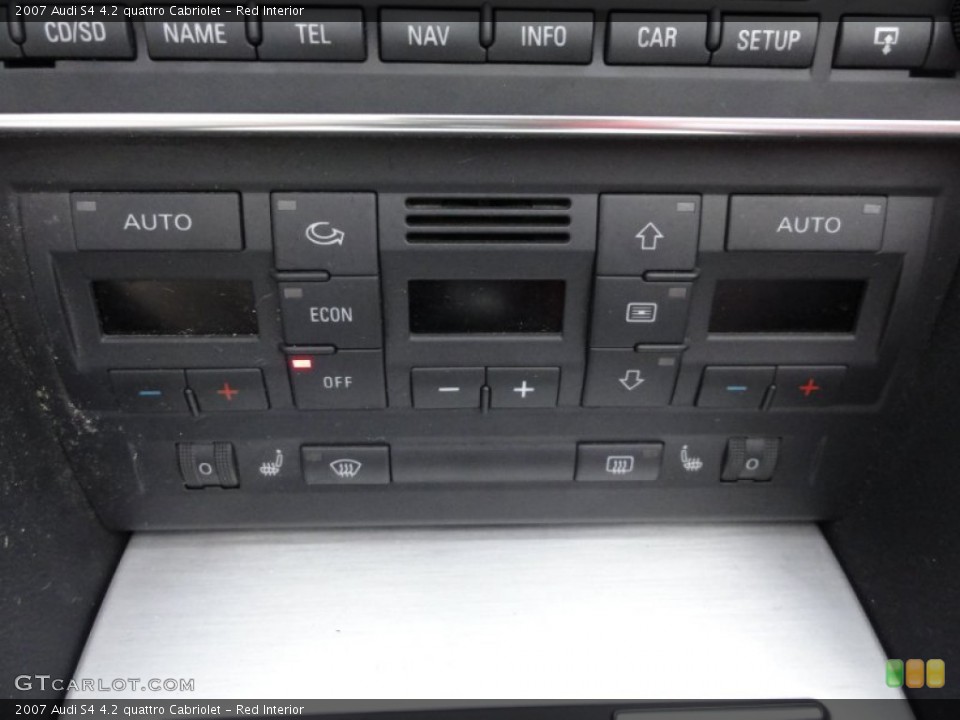 Red Interior Controls for the 2007 Audi S4 4.2 quattro Cabriolet #54897620