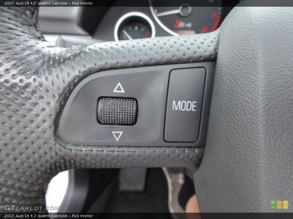 Red Interior Controls for the 2007 Audi S4 4.2 quattro Cabriolet #54897680