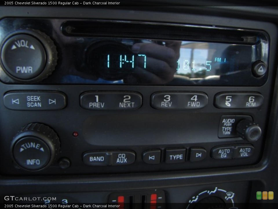 Dark Charcoal Interior Audio System for the 2005 Chevrolet Silverado 1500 Regular Cab #54902504