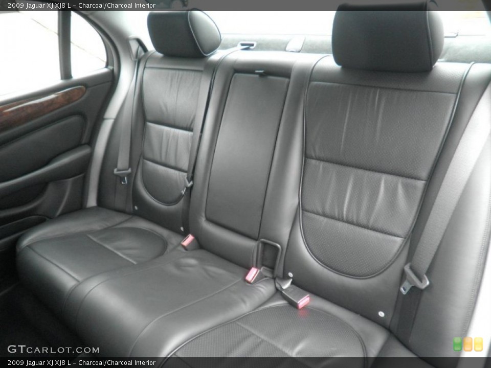 Charcoal/Charcoal Interior Photo for the 2009 Jaguar XJ XJ8 L #54906947