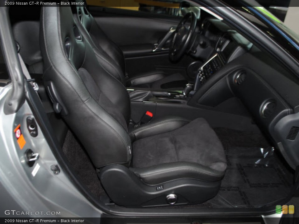 Black Interior Photo for the 2009 Nissan GT-R Premium #54910364