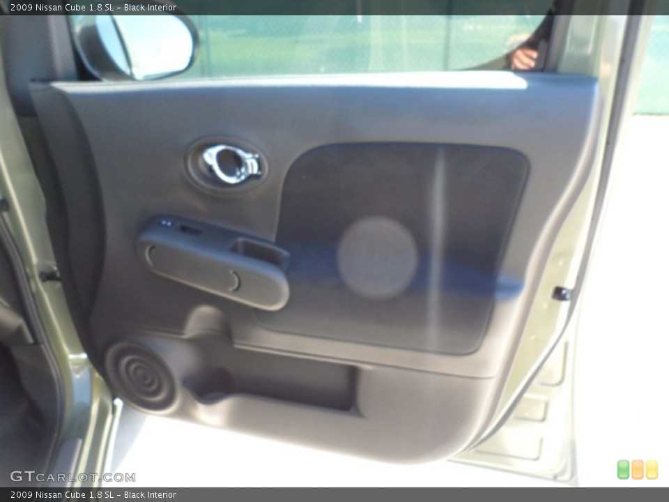 Black Interior Door Panel for the 2009 Nissan Cube 1.8 SL #54911570