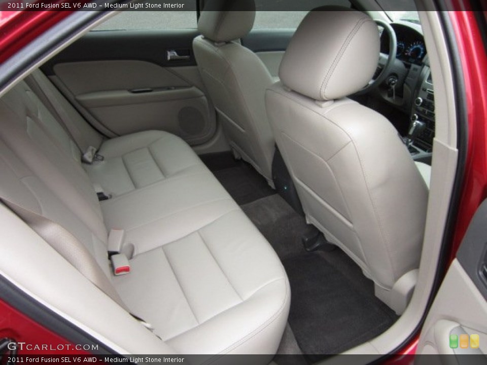 Medium Light Stone Interior Photo for the 2011 Ford Fusion SEL V6 AWD #54915403