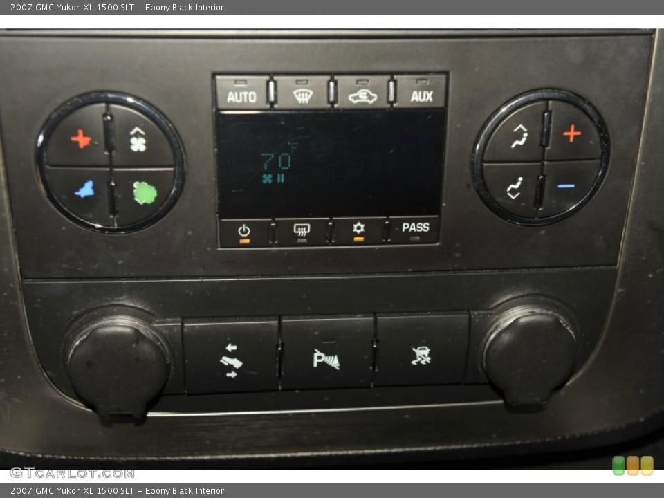 Ebony Black Interior Controls for the 2007 GMC Yukon XL 1500 SLT #54916240