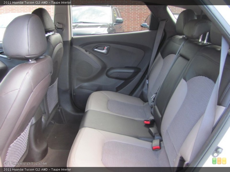Taupe Interior Photo for the 2011 Hyundai Tucson GLS AWD #54922648