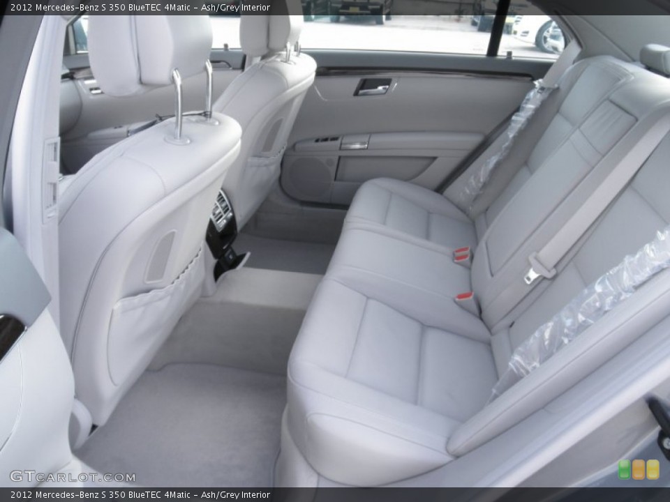 Ash/Grey Interior Photo for the 2012 Mercedes-Benz S 350 BlueTEC 4Matic #54924418