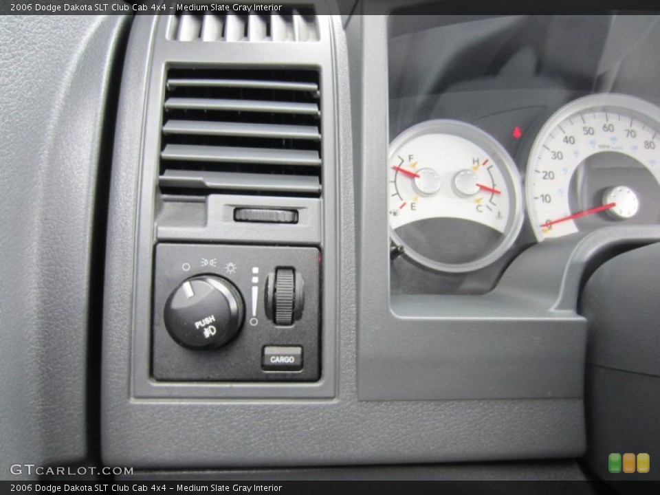 Medium Slate Gray Interior Controls for the 2006 Dodge Dakota SLT Club Cab 4x4 #54933372