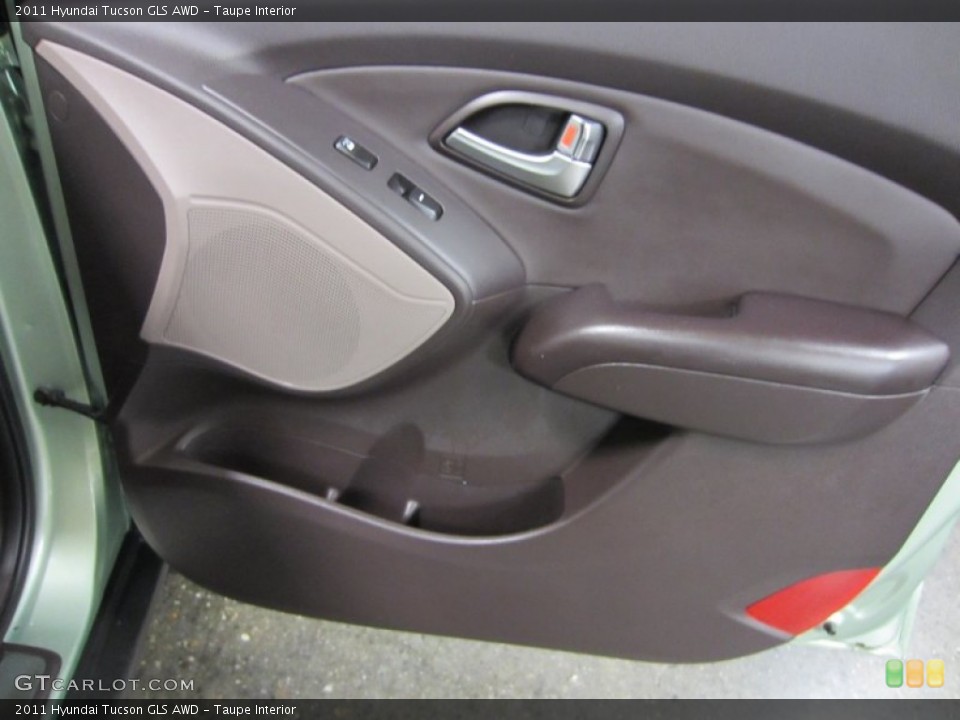 Taupe Interior Door Panel for the 2011 Hyundai Tucson GLS AWD #54933628