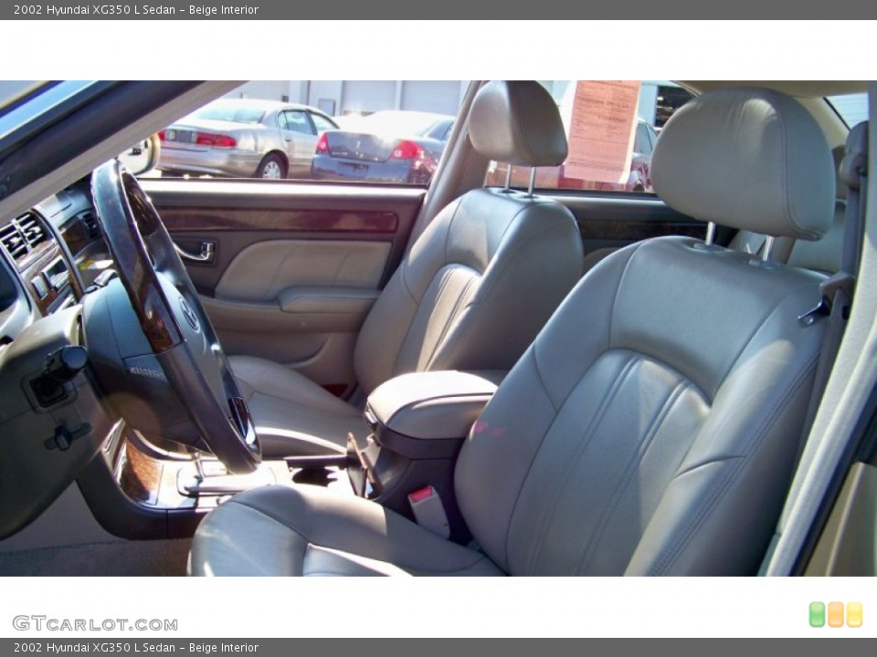 Beige Interior Photo for the 2002 Hyundai XG350 L Sedan #54937276