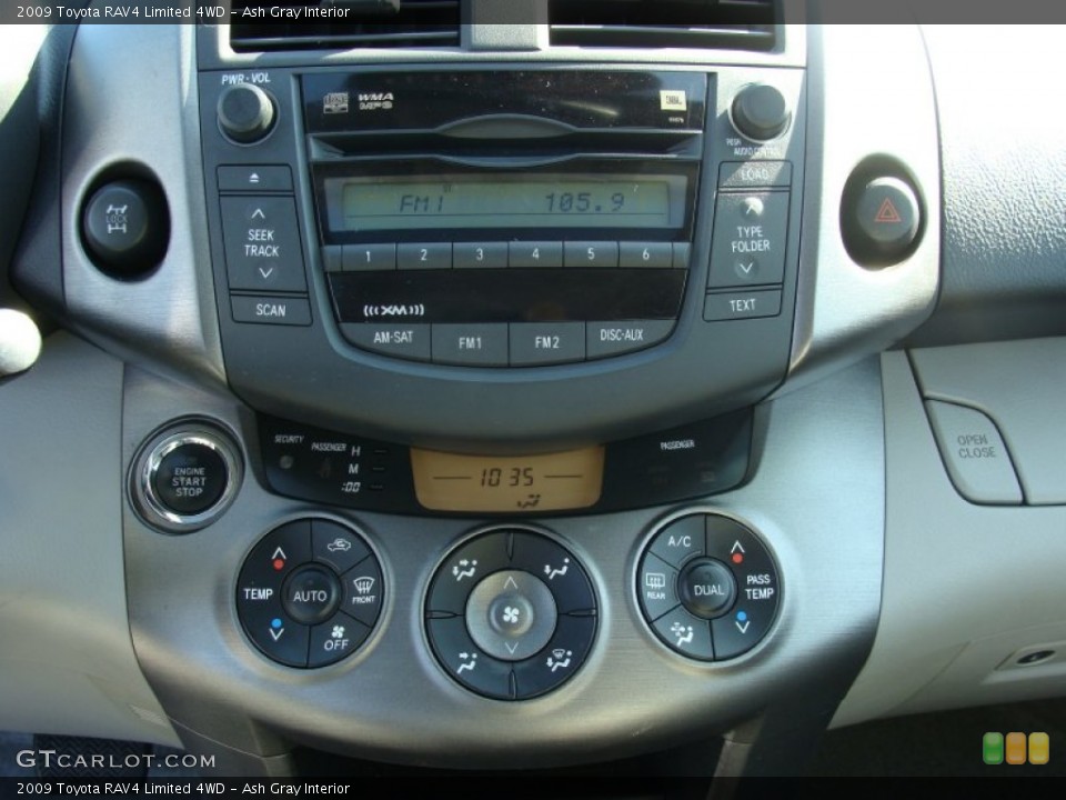 Ash Gray Interior Controls for the 2009 Toyota RAV4 Limited 4WD #54949550