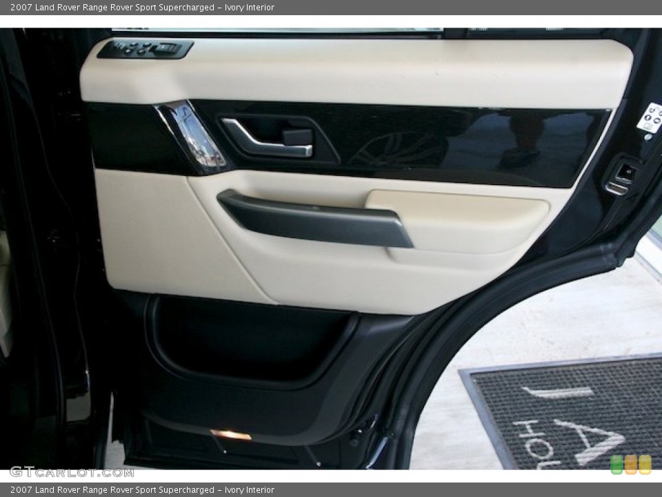 Ivory Interior Door Panel for the 2007 Land Rover Range Rover Sport Supercharged #54950089