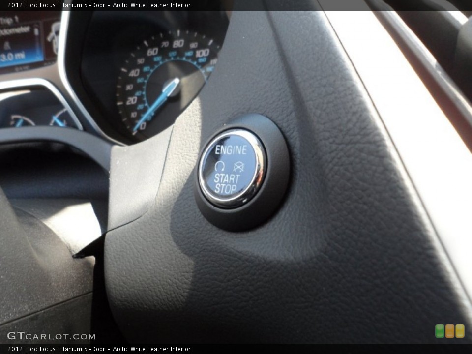 Arctic White Leather Interior Controls for the 2012 Ford Focus Titanium 5-Door #54954844