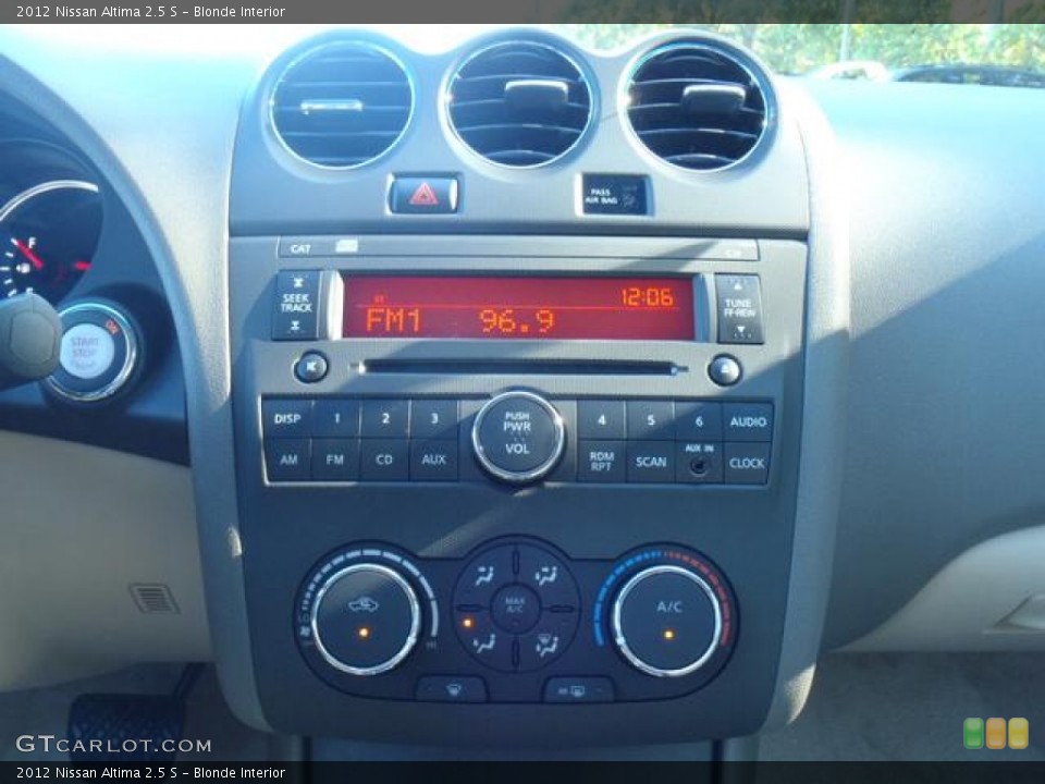 Blonde Interior Controls for the 2012 Nissan Altima 2.5 S #54956244