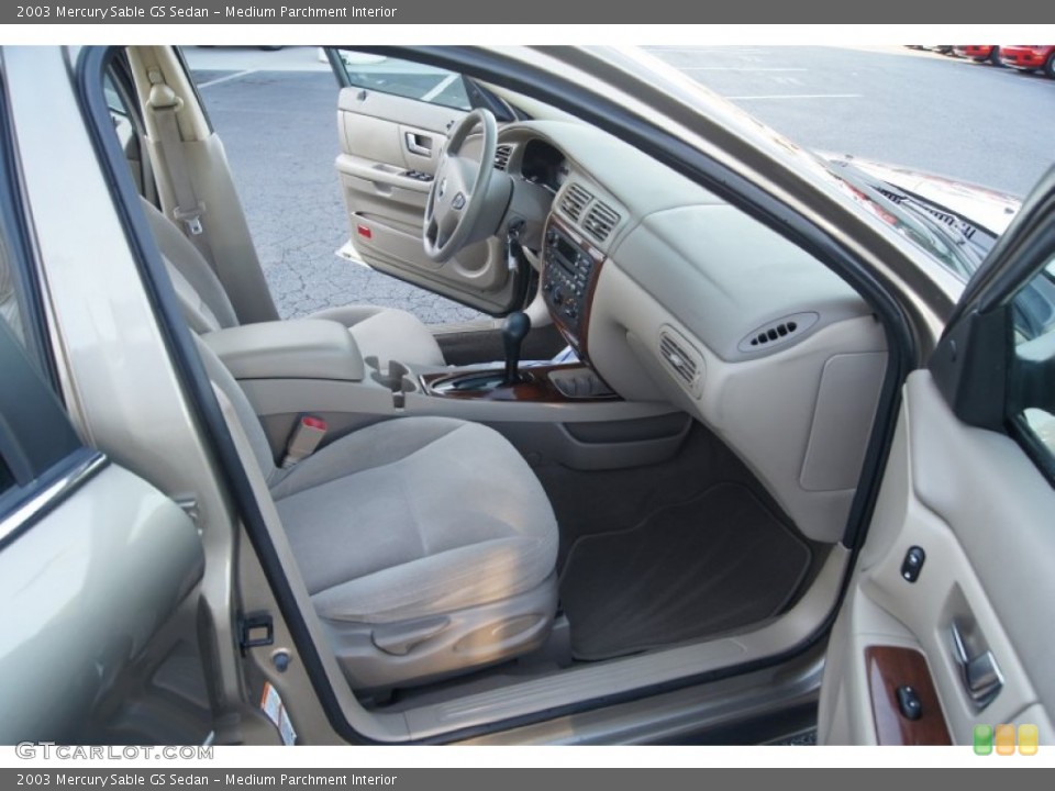 Medium Parchment Interior Photo for the 2003 Mercury Sable GS Sedan #54962851