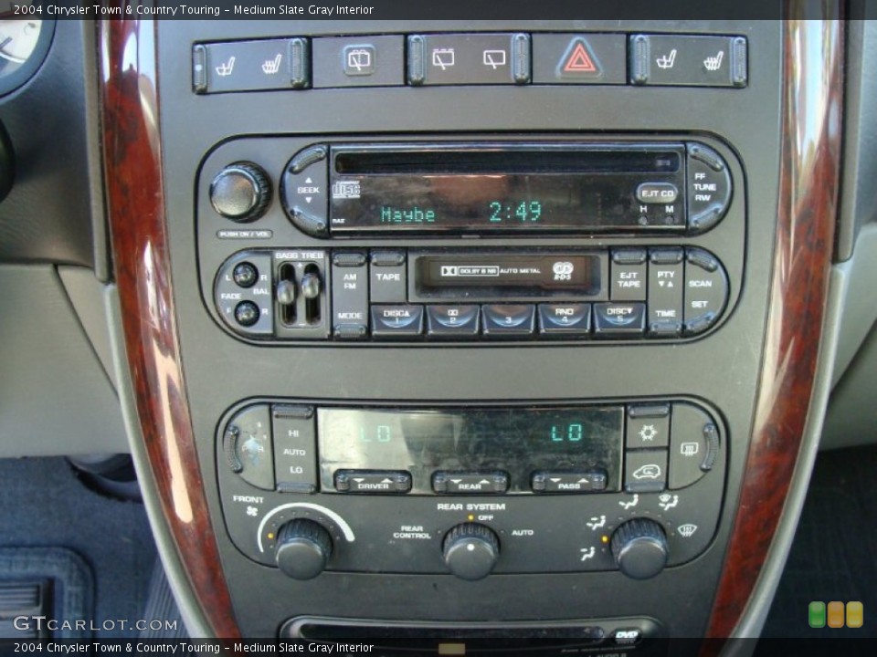 Medium Slate Gray Interior Audio System for the 2004 Chrysler Town & Country Touring #54972745
