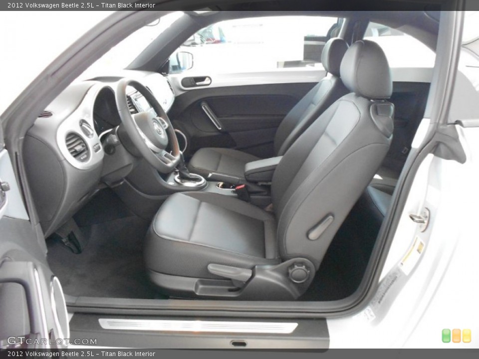 Titan Black Interior Photo for the 2012 Volkswagen Beetle 2.5L #54984144