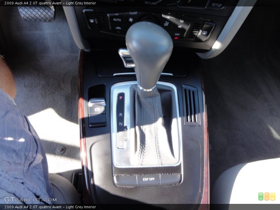 Light Grey Interior Transmission for the 2009 Audi A4 2.0T quattro Avant #54992614
