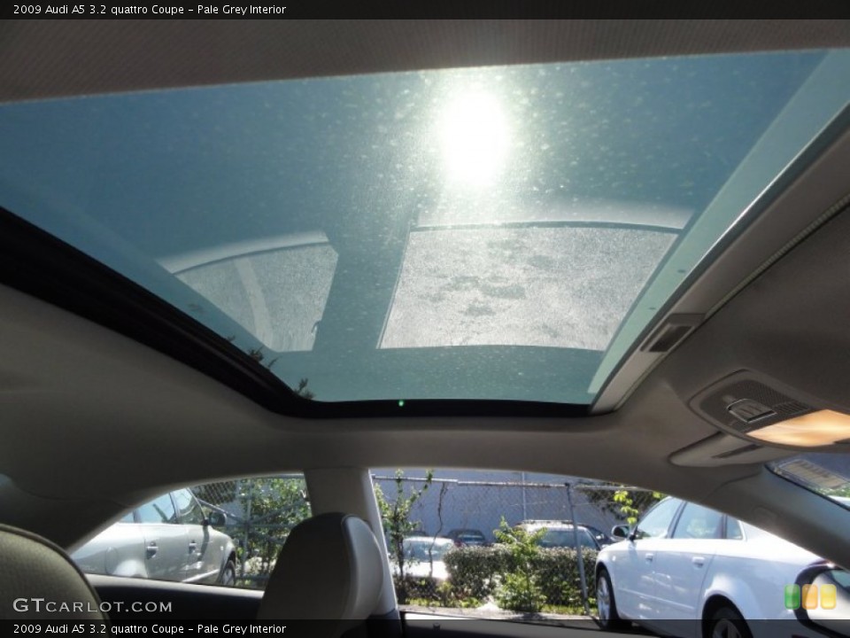Pale Grey Interior Sunroof for the 2009 Audi A5 3.2 quattro Coupe #54992833