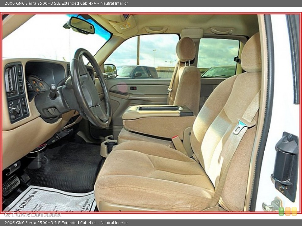 Neutral Interior Photo for the 2006 GMC Sierra 2500HD SLE Extended Cab 4x4 #54997213