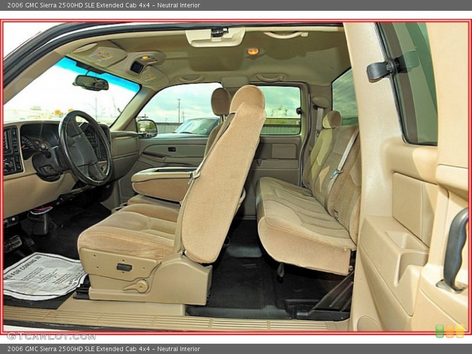 Neutral Interior Photo for the 2006 GMC Sierra 2500HD SLE Extended Cab 4x4 #54997252