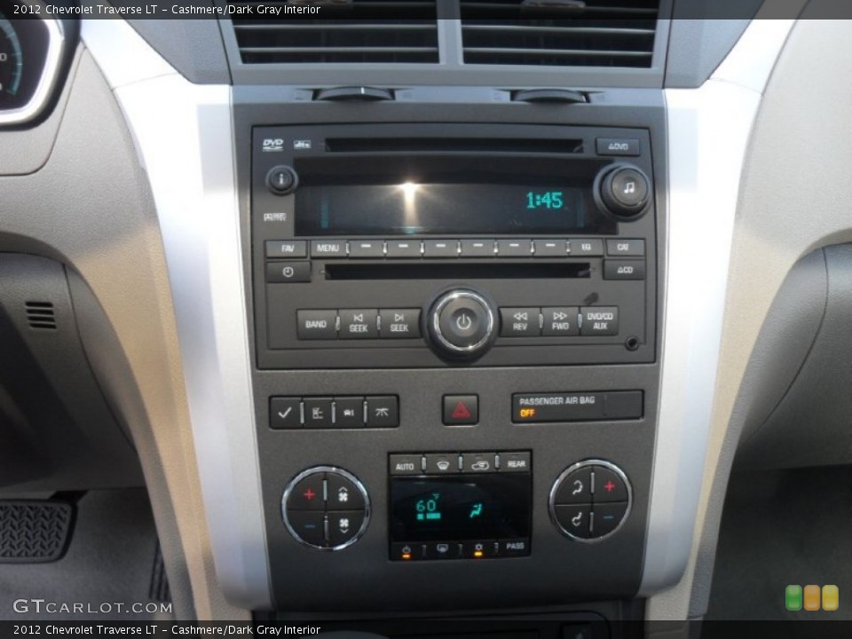 Cashmere/Dark Gray Interior Controls for the 2012 Chevrolet Traverse LT #55005379
