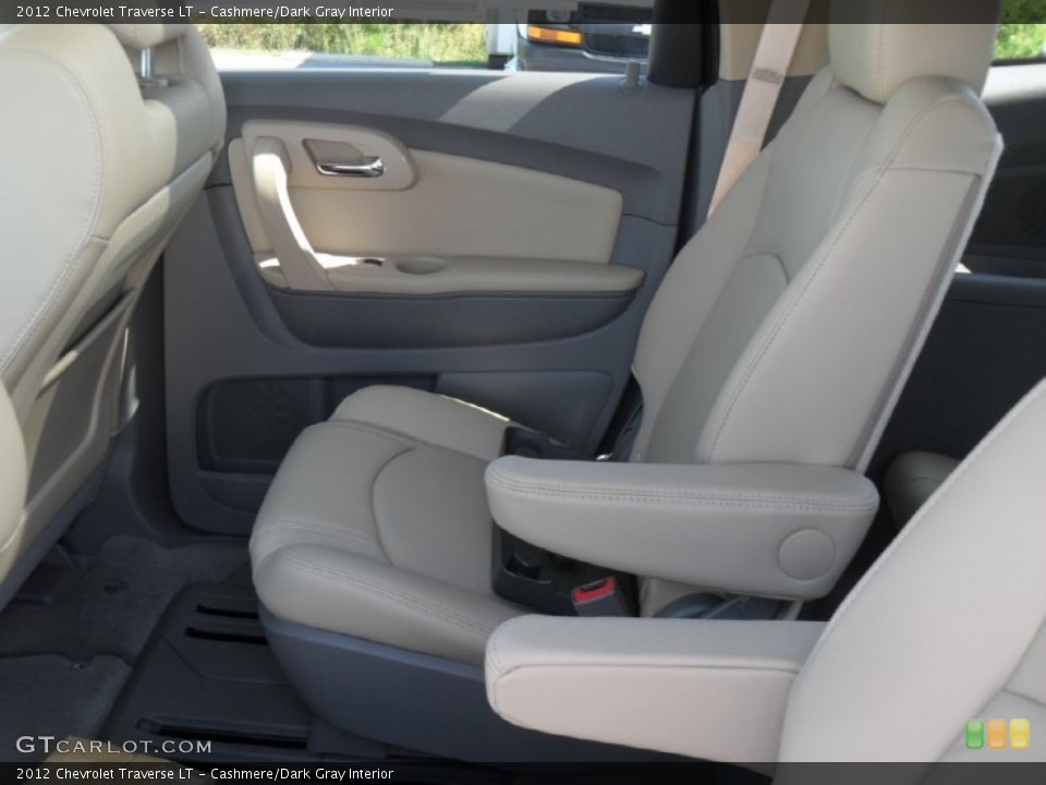 Cashmere/Dark Gray Interior Photo for the 2012 Chevrolet Traverse LT #55005418