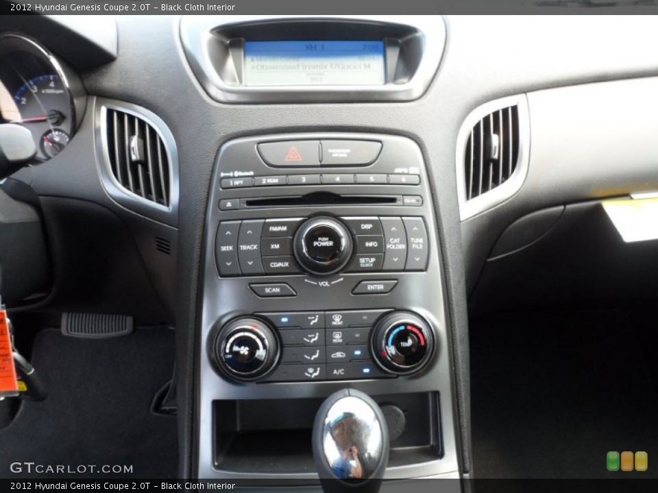 Black Cloth Interior Controls for the 2012 Hyundai Genesis Coupe 2.0T #55007365