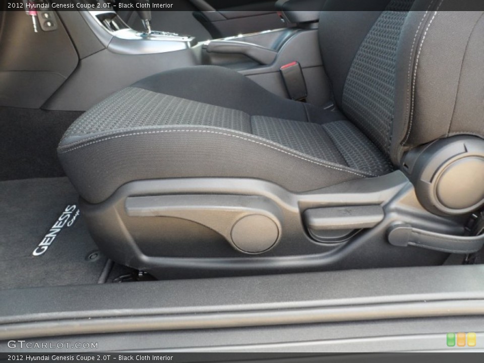 Black Cloth Interior Photo for the 2012 Hyundai Genesis Coupe 2.0T #55007944