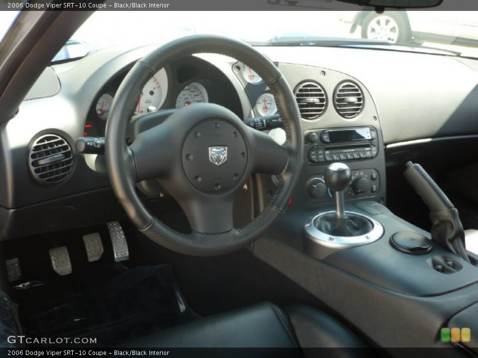Black/Black Interior Dashboard for the 2006 Dodge Viper SRT-10 Coupe #55024962