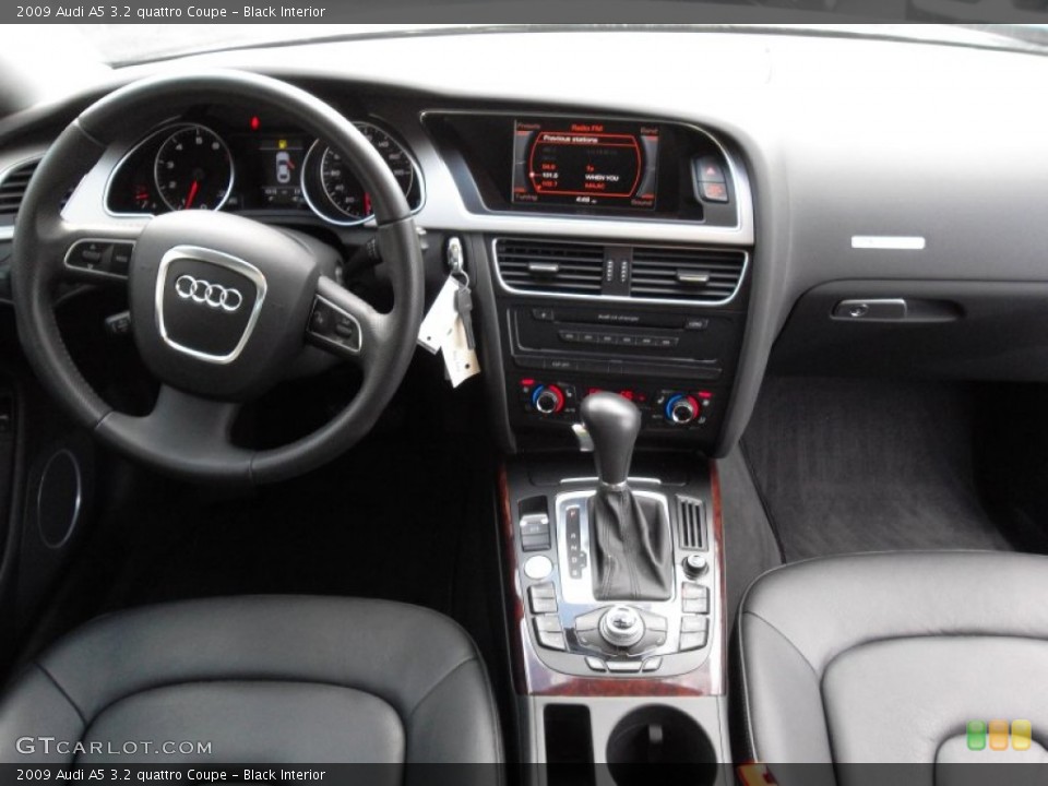 Black Interior Dashboard for the 2009 Audi A5 3.2 quattro Coupe #55031369