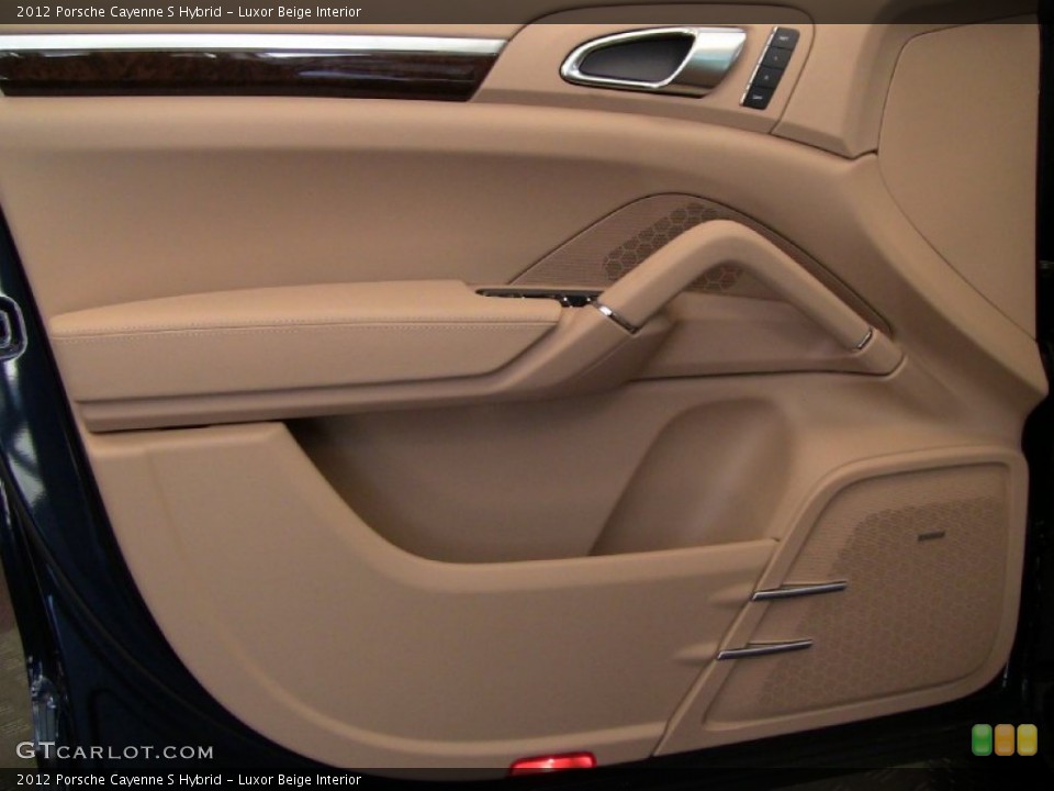 Luxor Beige Interior Door Panel for the 2012 Porsche Cayenne S Hybrid #55041168