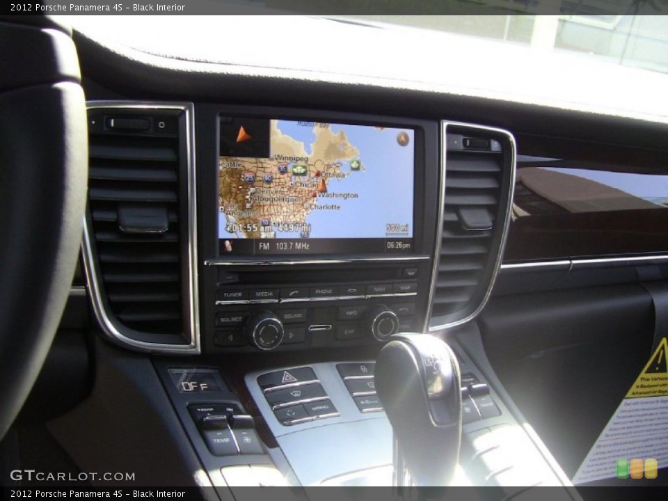 Black Interior Navigation for the 2012 Porsche Panamera 4S #55041345