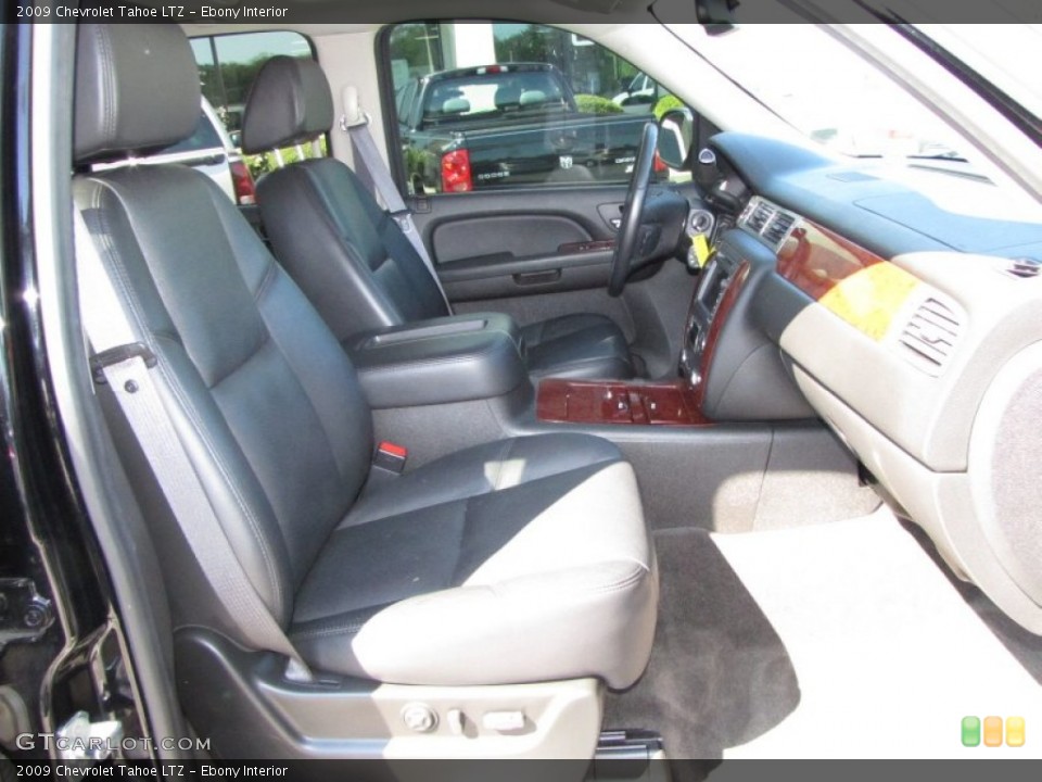 Ebony Interior Photo for the 2009 Chevrolet Tahoe LTZ #55068030