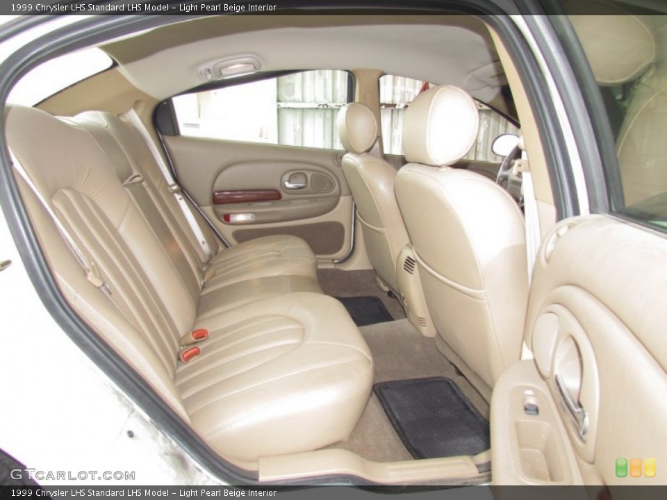 Light Pearl Beige Interior Photo for the 1999 Chrysler LHS  #55076296